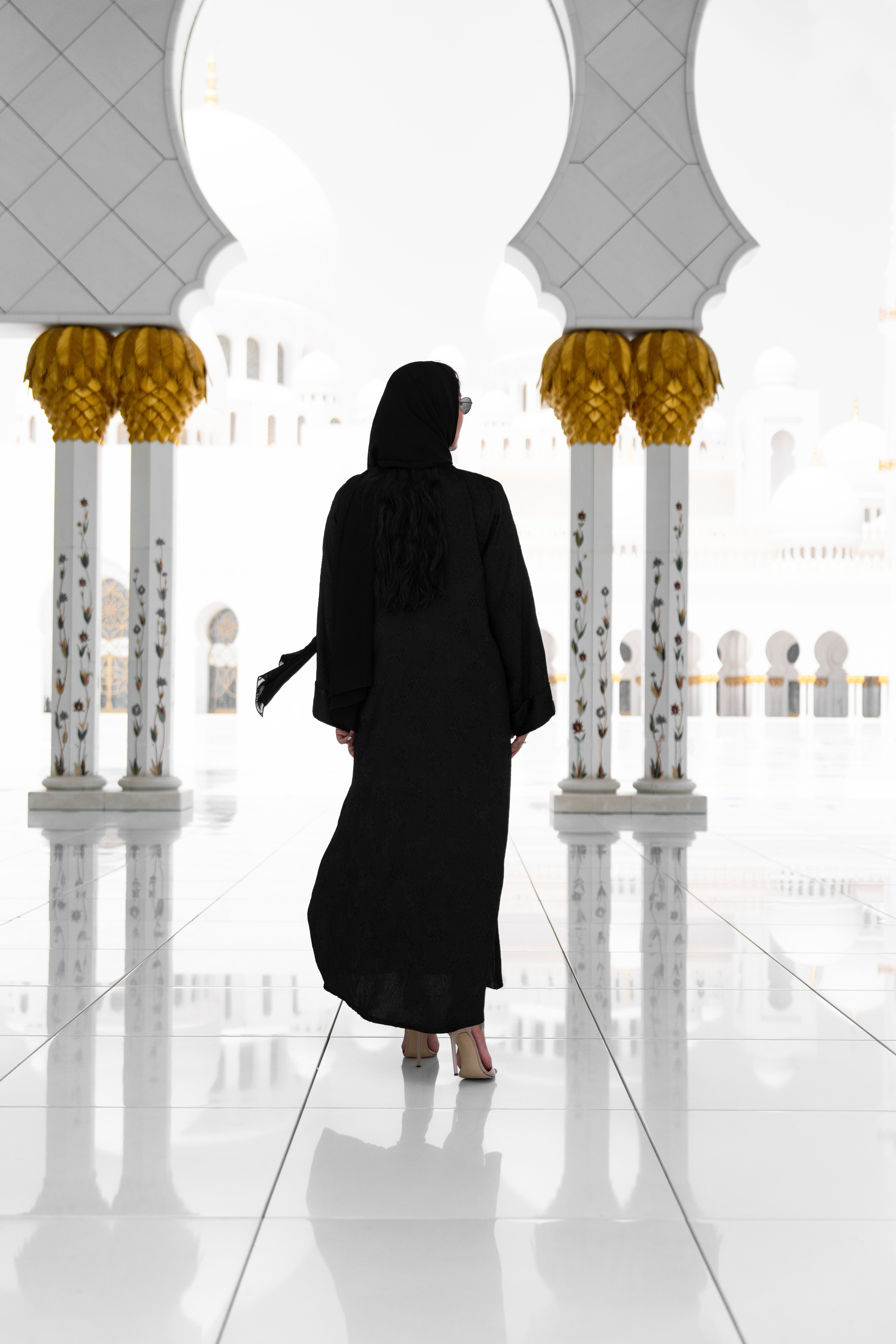 portfolio Fine art photographer Abu Dhabi Dubai UAE Emirates Russian Sony Camera Photoshop Irina Misnikova